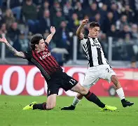 德国杯赛程吃紧，尤文图斯国际比赛日止住颓势，气氛紧张，球队文化再被提及