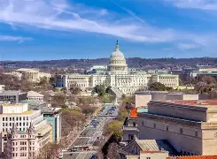 杂技高空绸吊完整版 杂技高空绸吊完整版