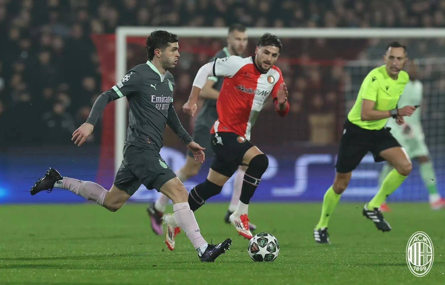 西甲赛后走向成谜，费耶诺德刷新队史纪录，底气十足，轮换策略成焦点