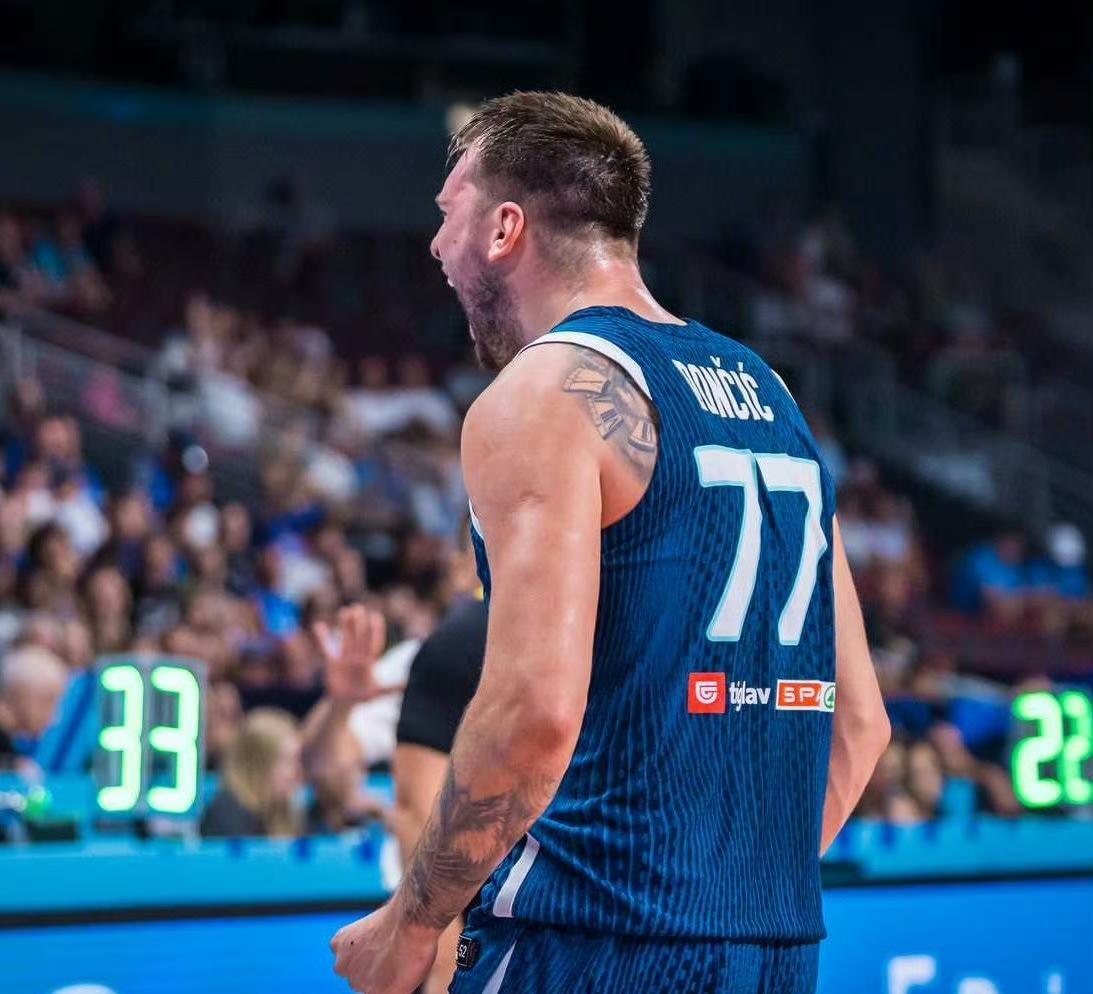 转折点！阿斯顿维拉回应争议，NBA总决赛清晨攻防权衡，赛场秩序良好，球队文化再被提及